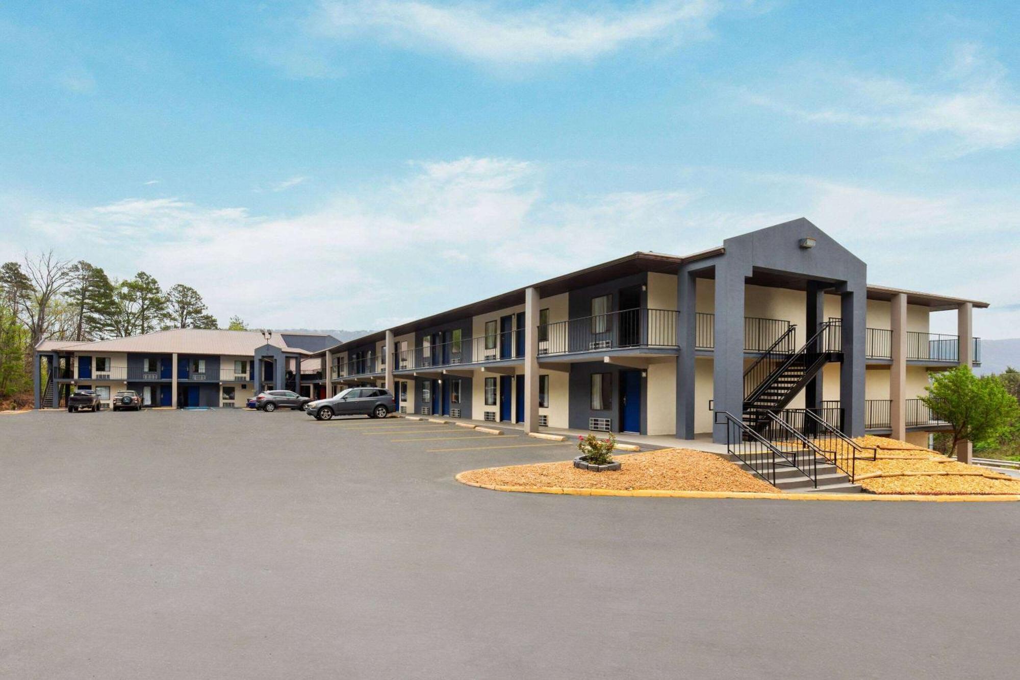 Days Inn By Wyndham Chattanooga Lookout Mountain West Экстерьер фото