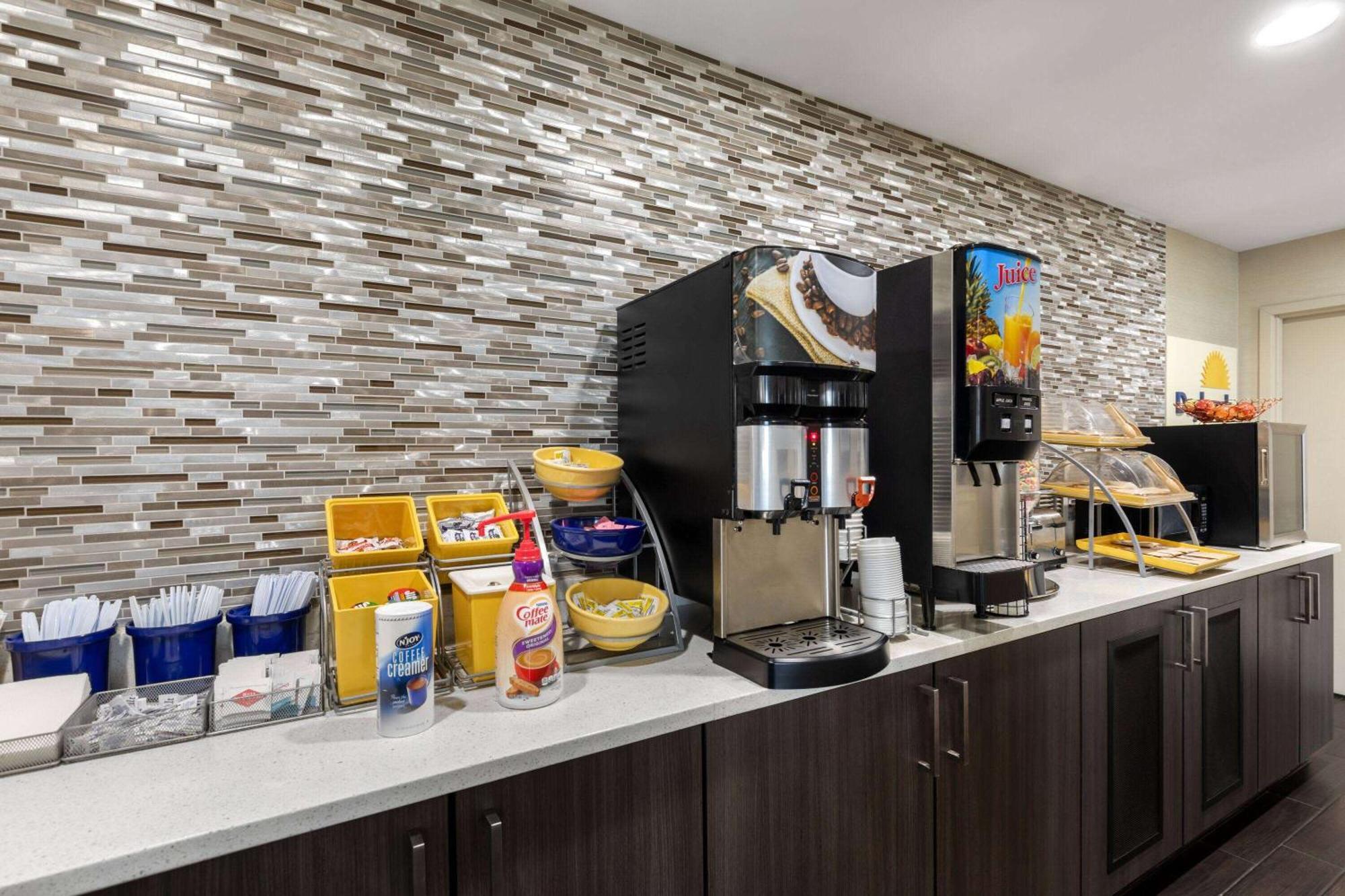Days Inn By Wyndham Chattanooga Lookout Mountain West Экстерьер фото